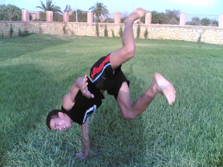 salut tous les marocain et tous les amis de city chohada